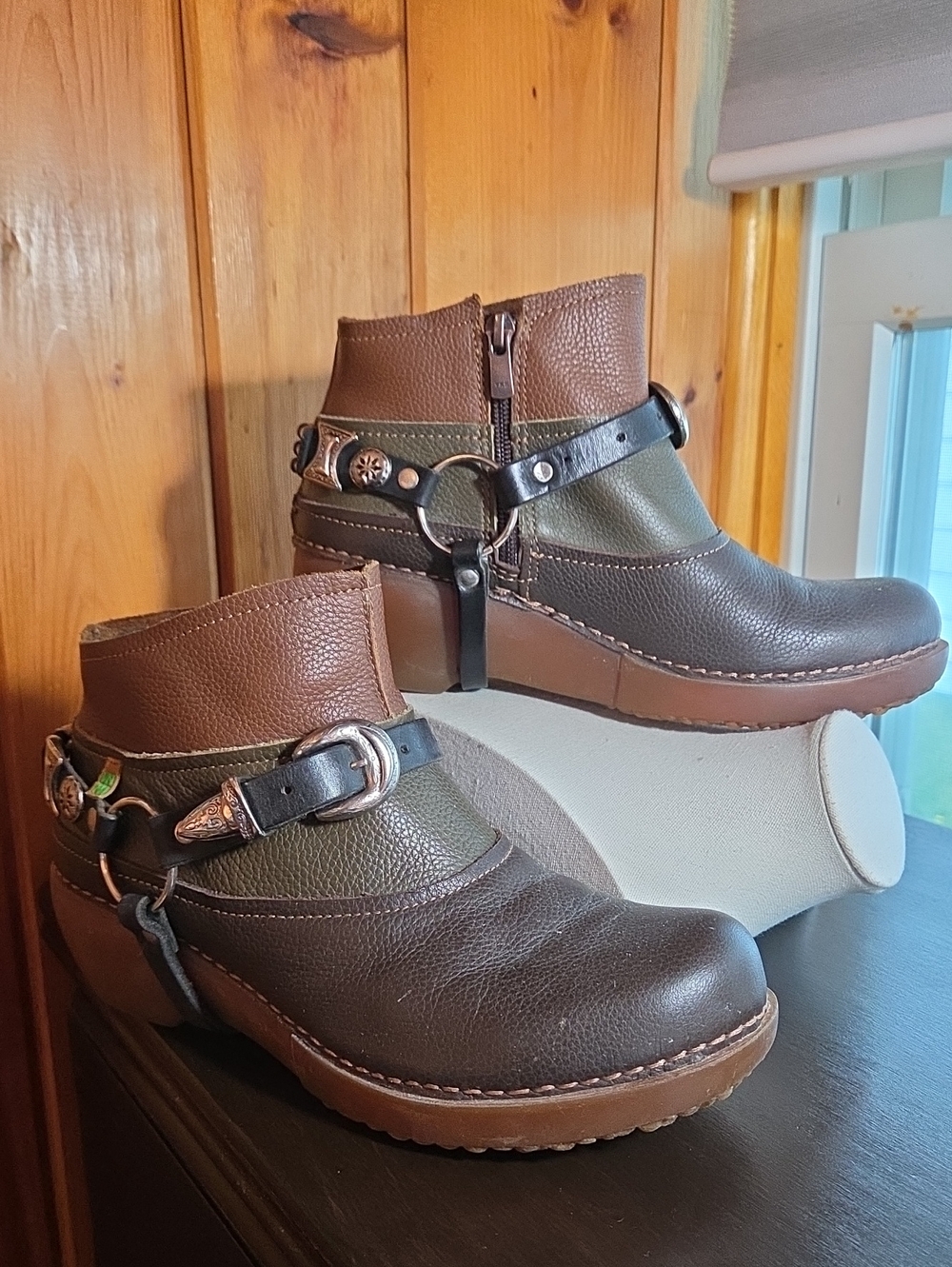 Decorative Southwestern Boot Straps - Picture 2 of 7